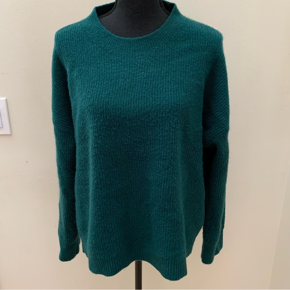 NWT J. Crew Green Sweater Size L